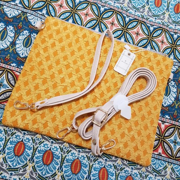 Purse, Crossbody. Mustard Yellow. NWT. - Picture 4 of 7